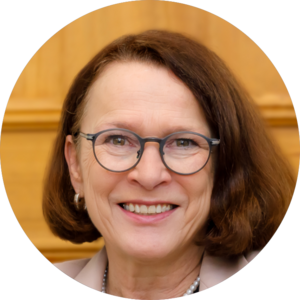 Portrait Gertrud Maltz-Schwarzfischer, Oberbürgermeisterin der Stadt Regensburg 